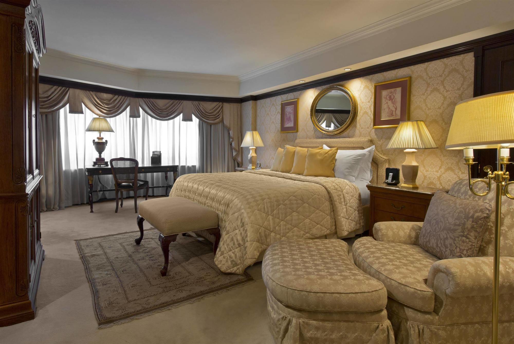 San Cristobal Tower - A Luxury Collection Hotel سانتياغو المظهر الخارجي الصورة